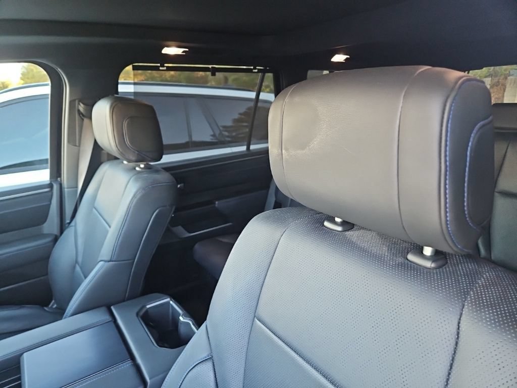 Used 2024 Toyota Sequoia Platinum AWD/4WD image 5