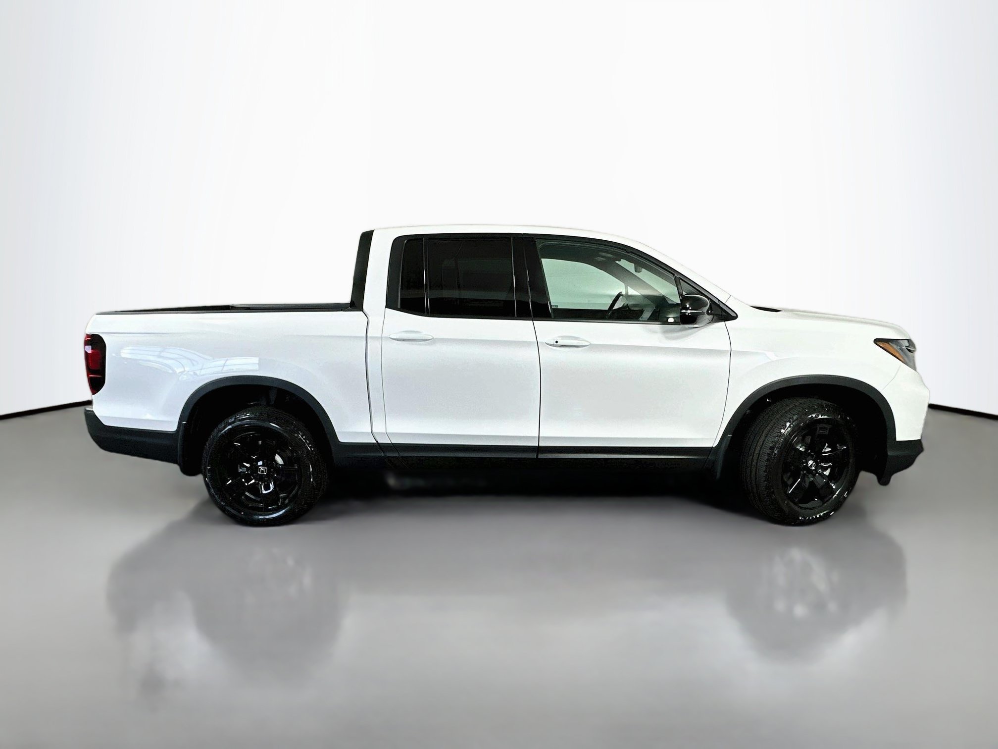 New 2026 Honda Ridgeline Black Edition image 8