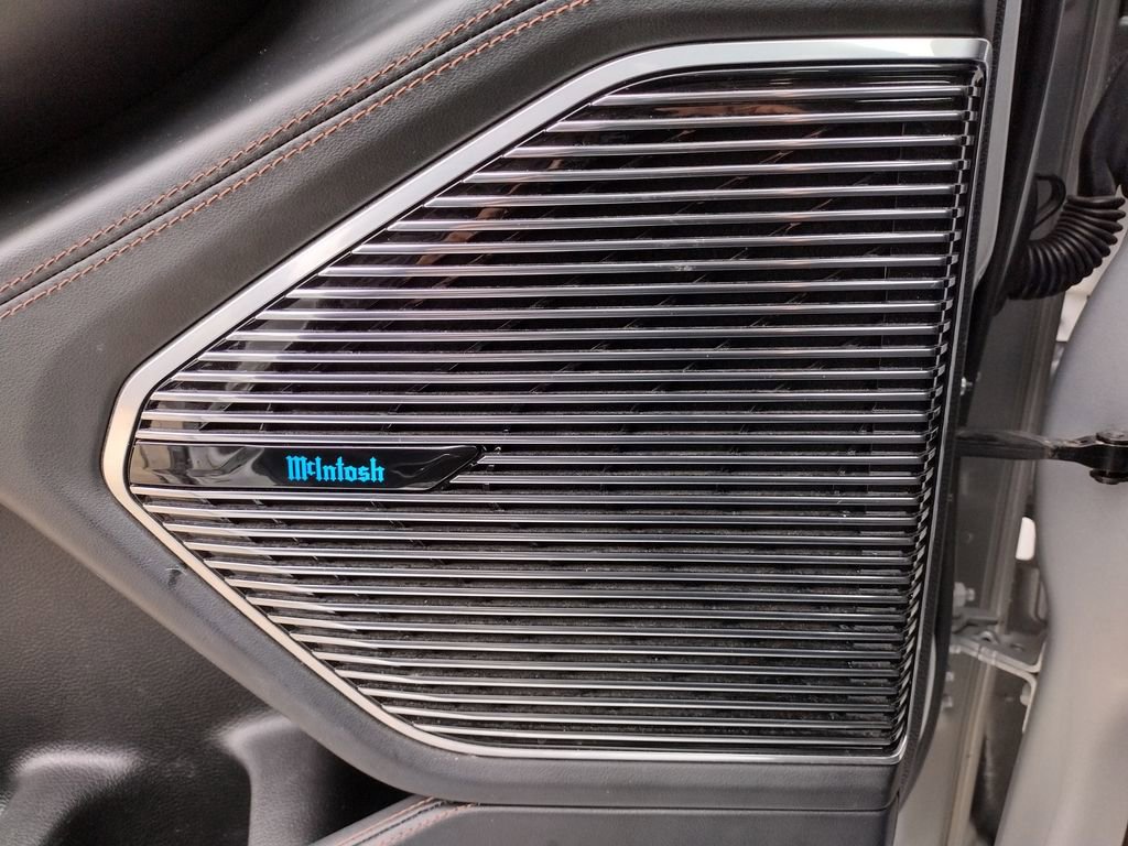 Used 2022 Jeep Grand Cherokee L Summit image 24