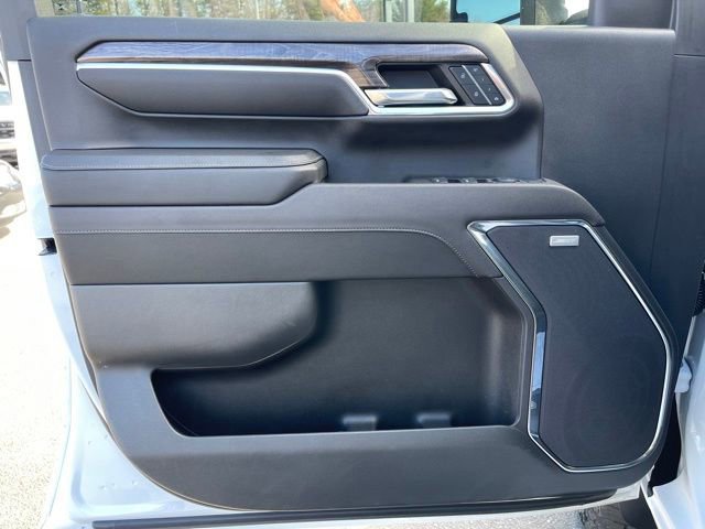 Used 2024 Chevrolet Silverado 2500 LTZ w/ LTZ Premium Package image 14