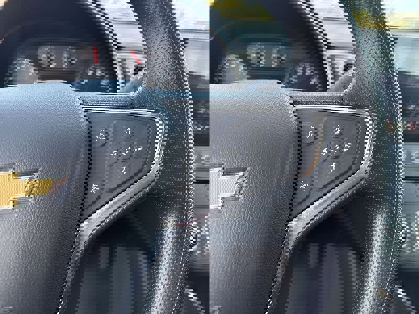 Used 2024 Chevrolet Malibu LT image 29