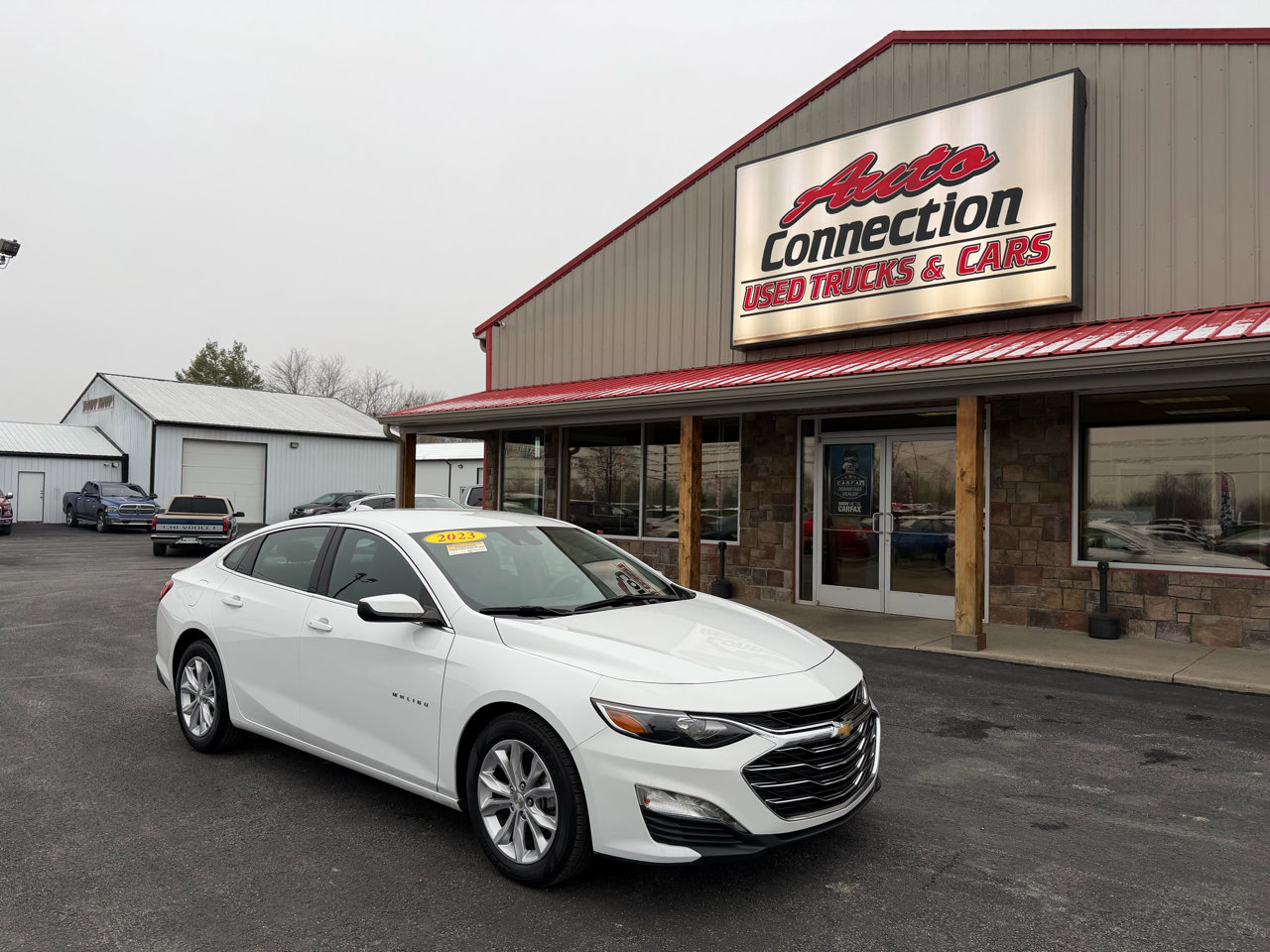 Used 2023 Chevrolet Malibu LT image 1
