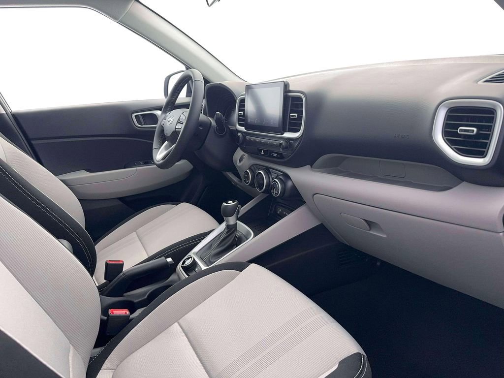 New 2026 Hyundai Venue SEL FWD image 22
