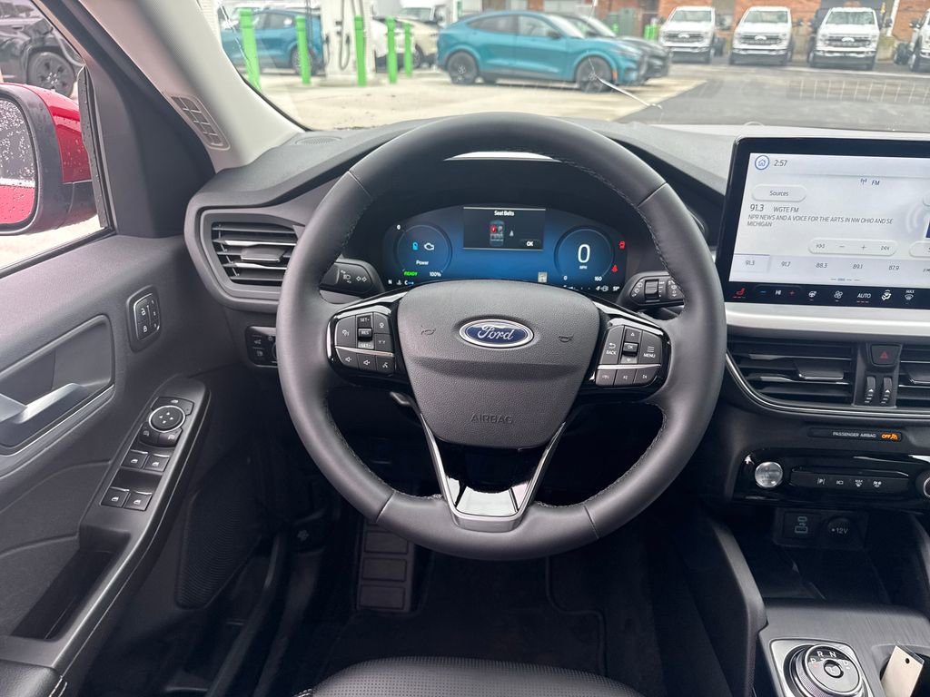 Used 2023 Ford Escape Platinum FWD image 20