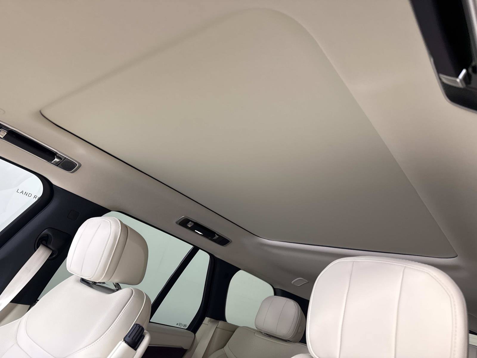 New 2026 Land Rover Range Rover SE AWD/4WD image 20