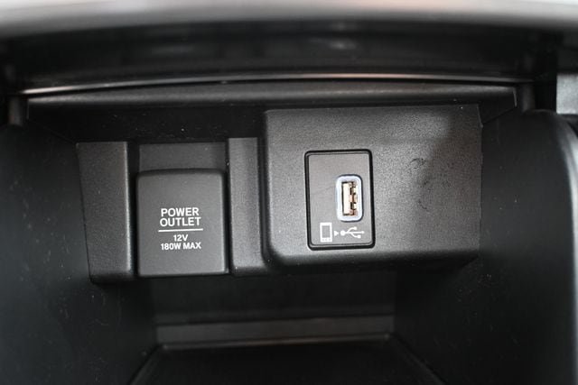 Used 2018 Honda Accord Sport image 29
