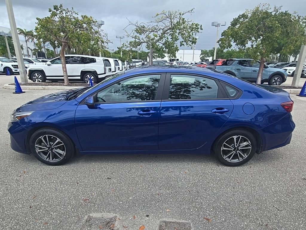 Used 2023 Kia Forte LXS w/ LXS Technology Package image 8