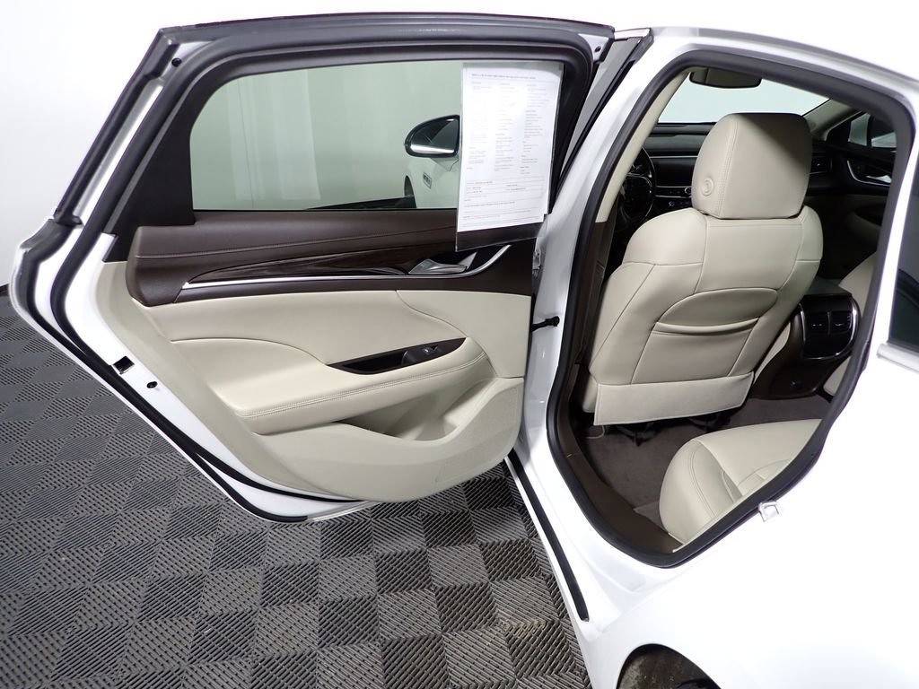 Used 2017 Buick LaCrosse Preferred image 27