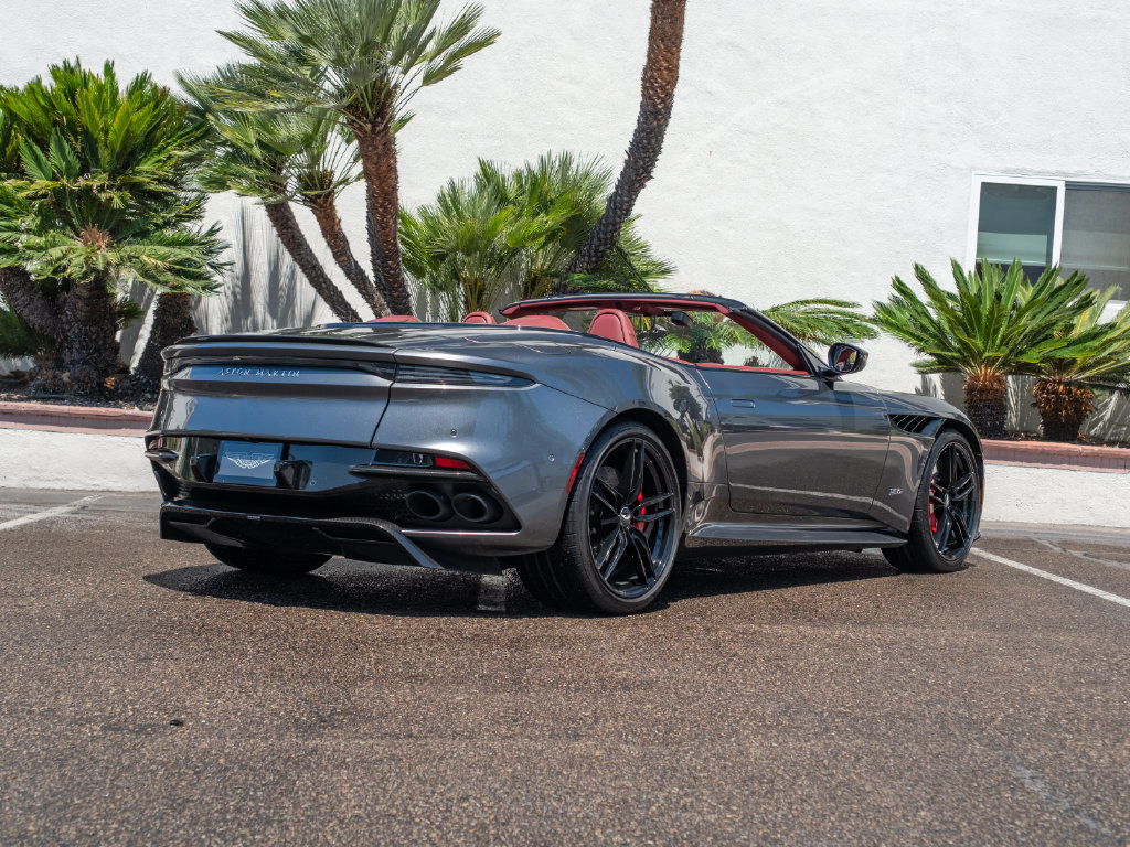 Used 2020 Aston Martin DBS Superleggera Volante RWD image 13