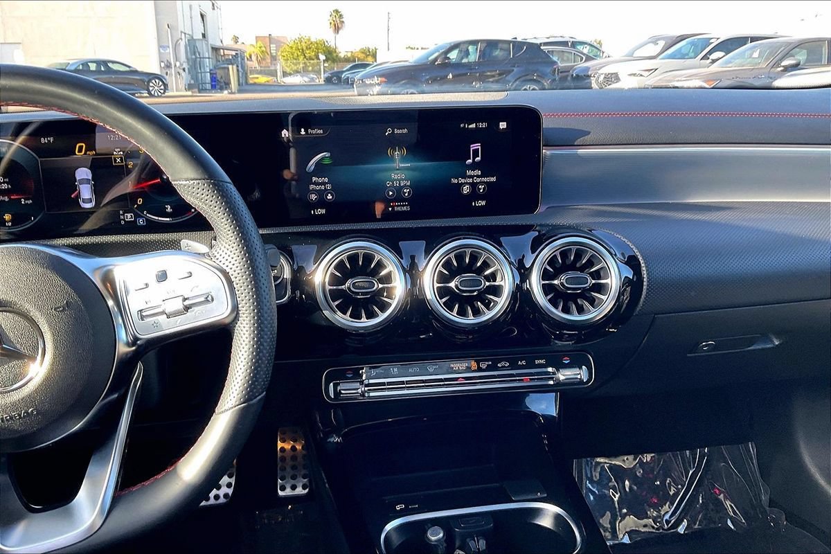 Used 2023 Mercedes-Benz CLA 250 image 7