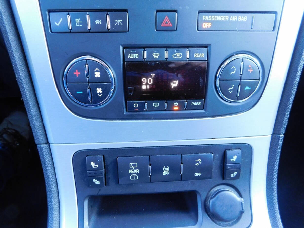Used 2012 GMC Acadia SLT image 16