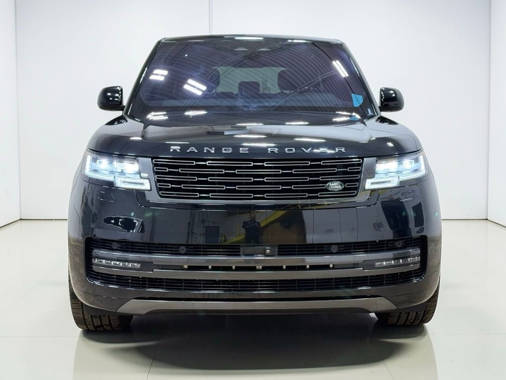 Used 2023 Land Rover Range Rover SE image 10
