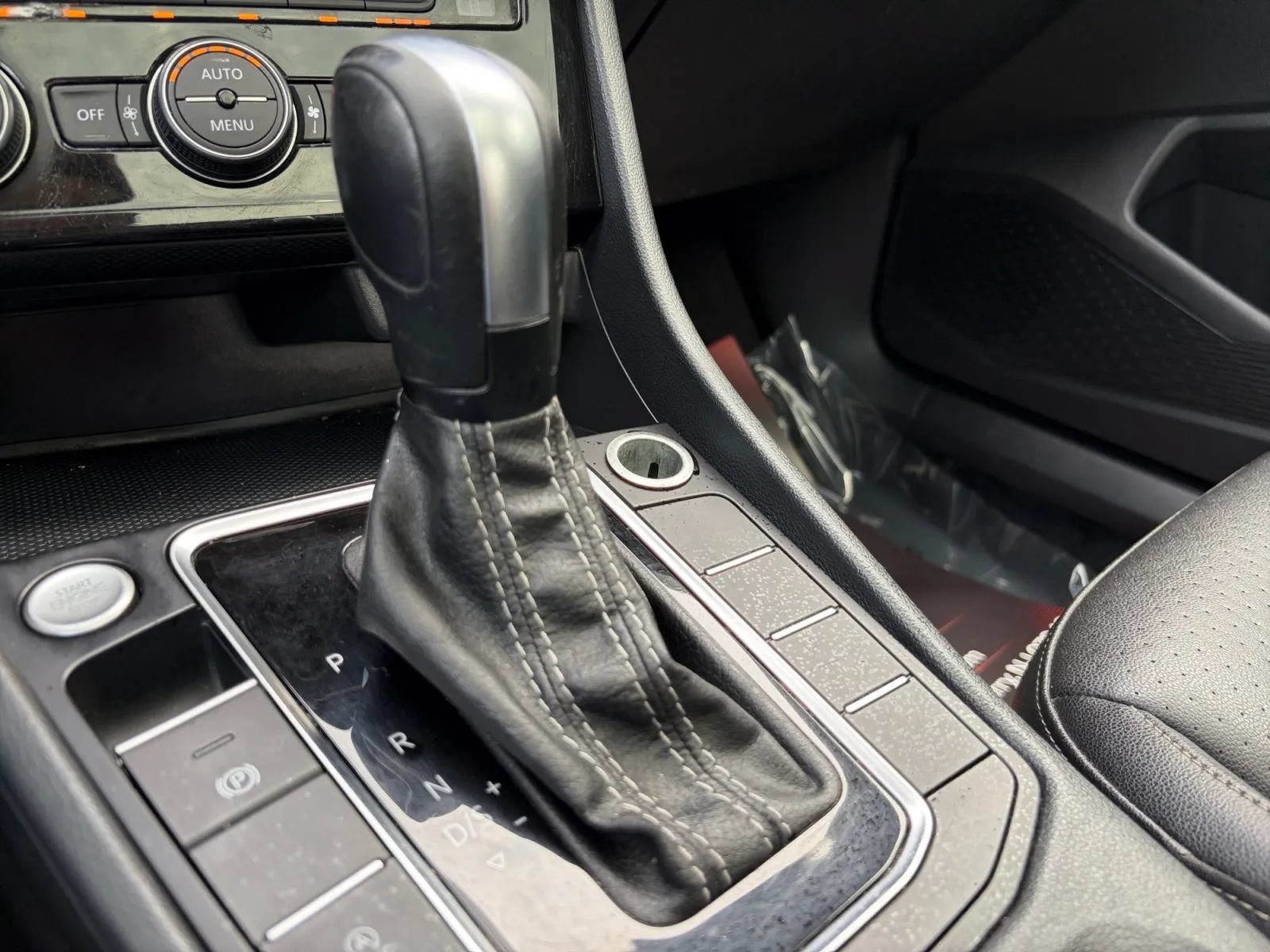 Used 2021 Volkswagen Jetta SE FWD image 27