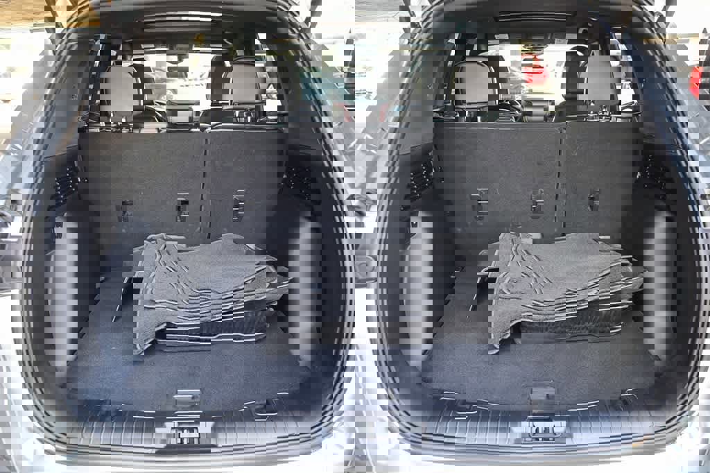 Used 2024 Ford Escape ST-Line w/ Cold Weather Package image 26