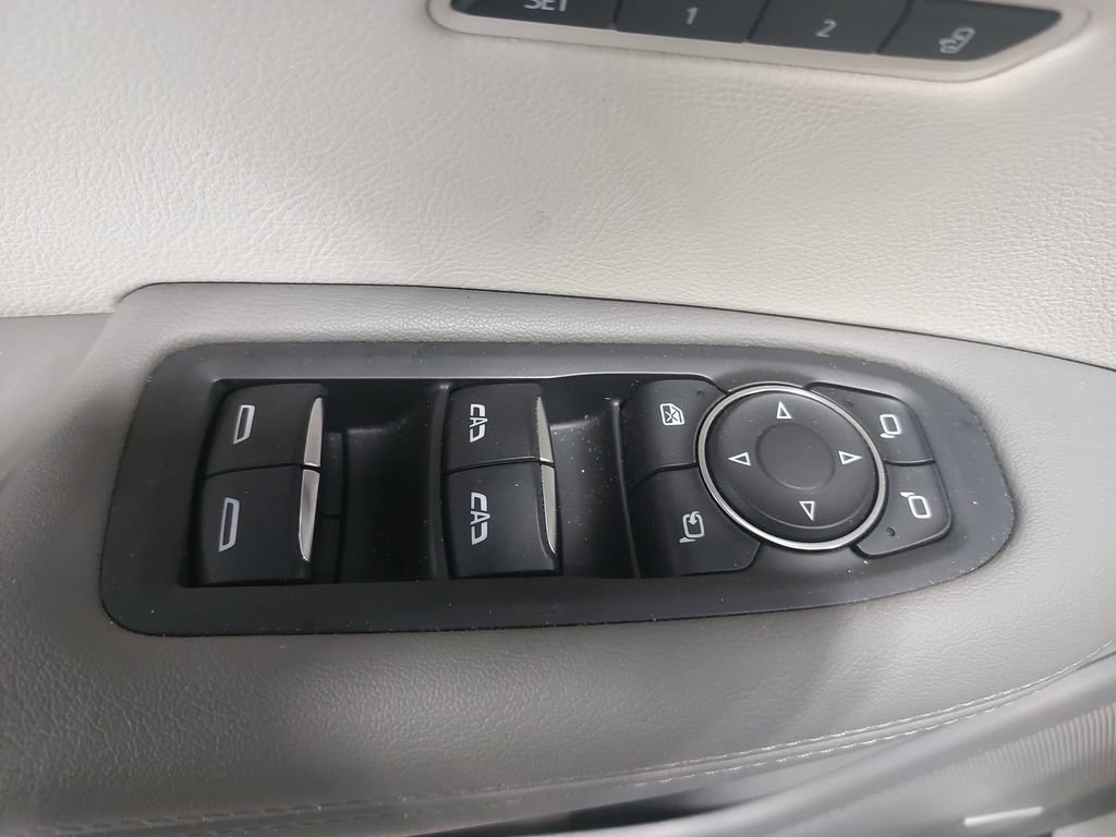 Used 2021 Cadillac XT6 Premium Luxury AWD/4WD image 30