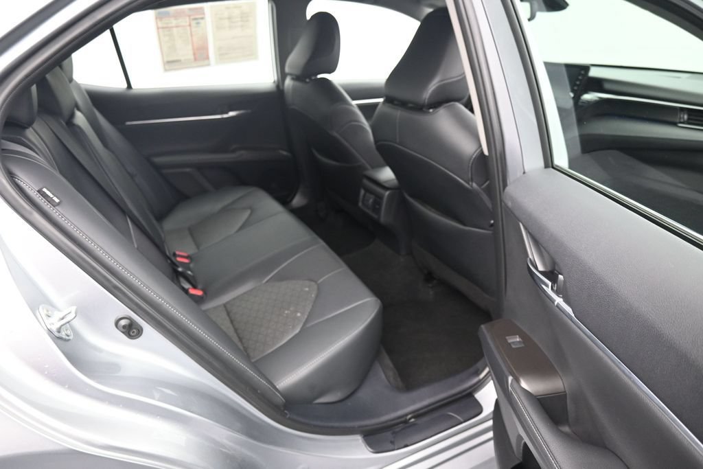 Used 2024 Toyota Camry XSE FWD image 12