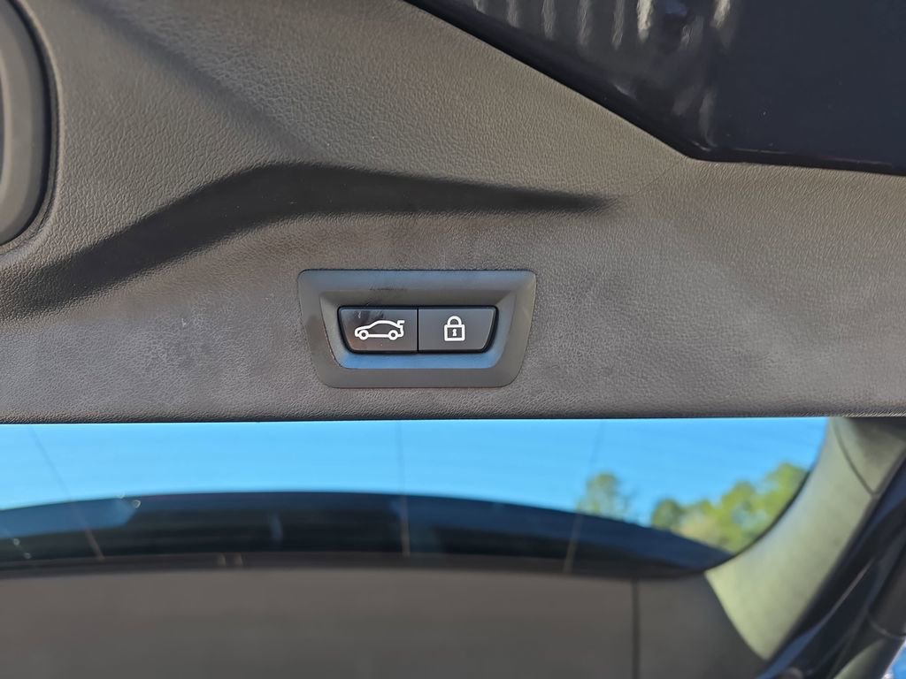 Used 2023 BMW X5 xDrive40i w/ Premium Package image 17