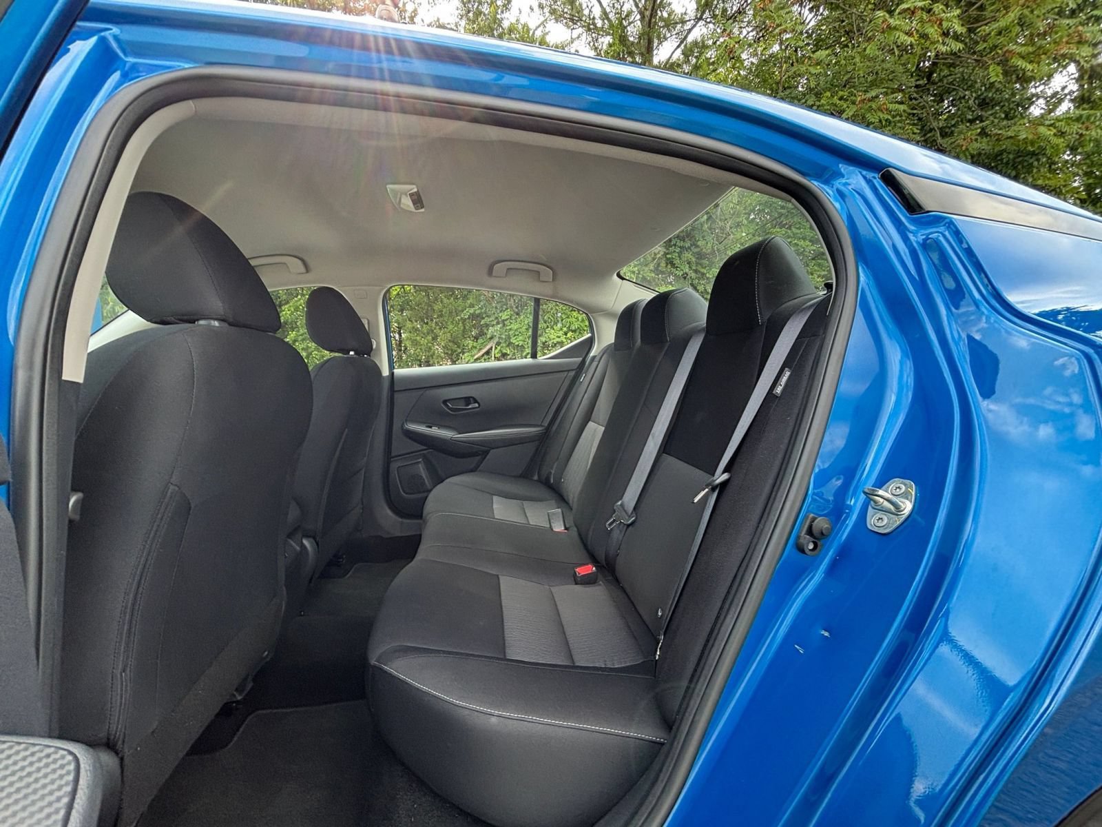 Used 2025 Nissan Sentra SV FWD image 19