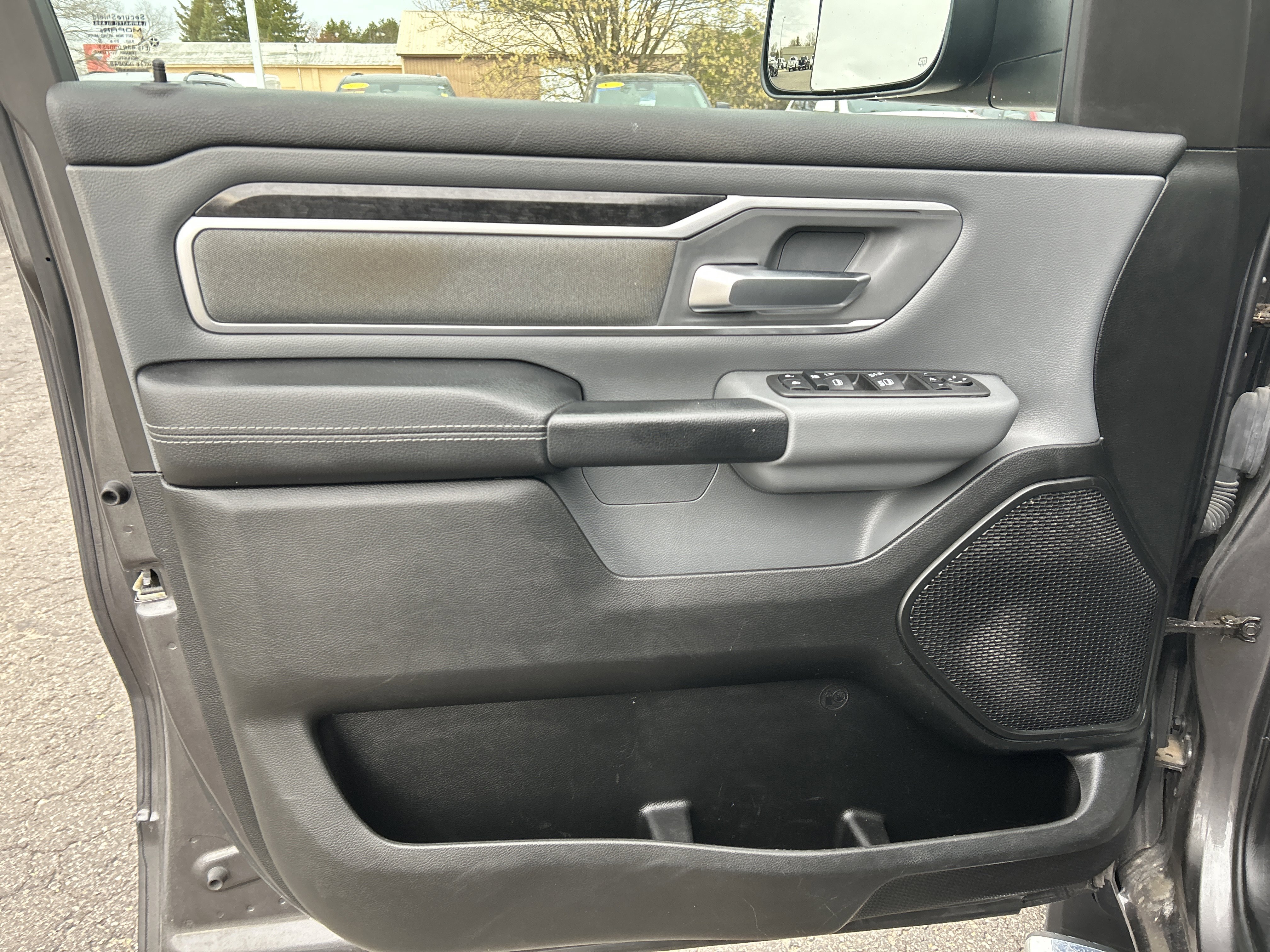 Used 2022 RAM 1500 Big Horn AWD/4WD image 13