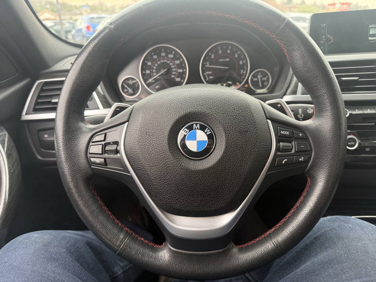 Used 2017 BMW 330i xDrive Sedan AWD/4WD image 21