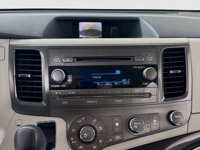 Used 2011 Toyota Sienna LE image 20