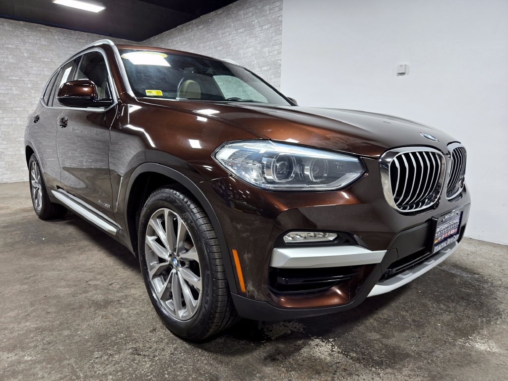 Used 2018 BMW X3 xDrive30i AWD/4WD image 4