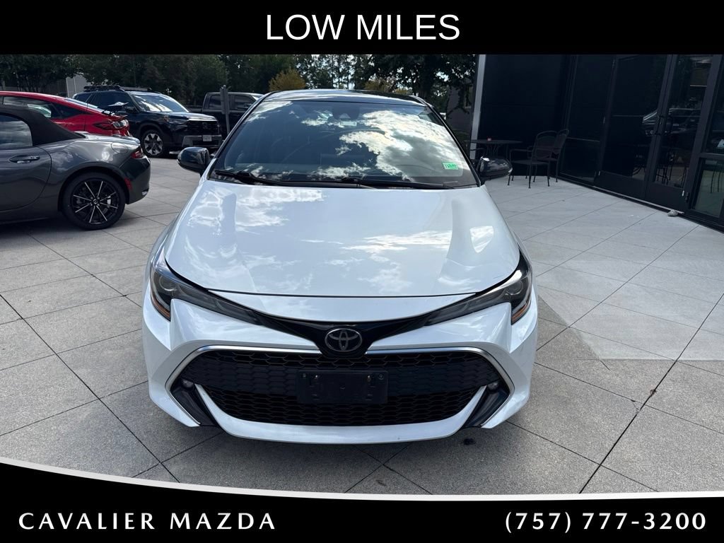 Used 2022 Toyota Corolla XSE FWD image 2
