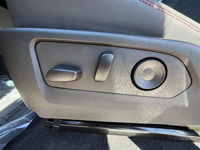 New 2026 Chevrolet Colorado Z71 w/ Z71 Convenience Package 2 image 15