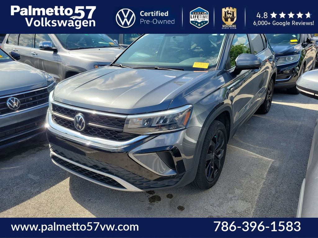 Certified 2022 Volkswagen Taos SE FWD image 1