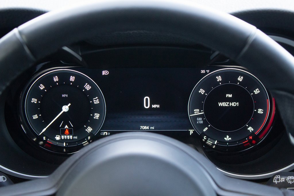 Used 2024 Alfa Romeo Stelvio Sprint image 15