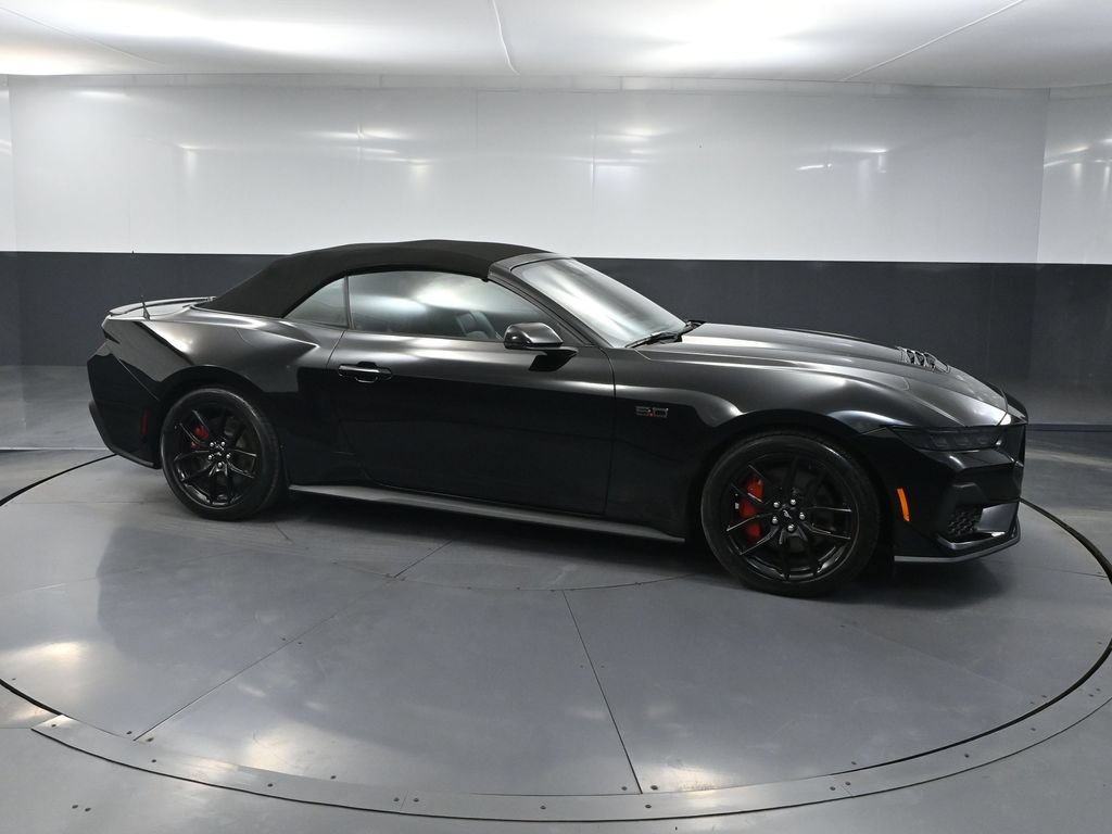 Used 2024 Ford Mustang GT Premium RWD image 4