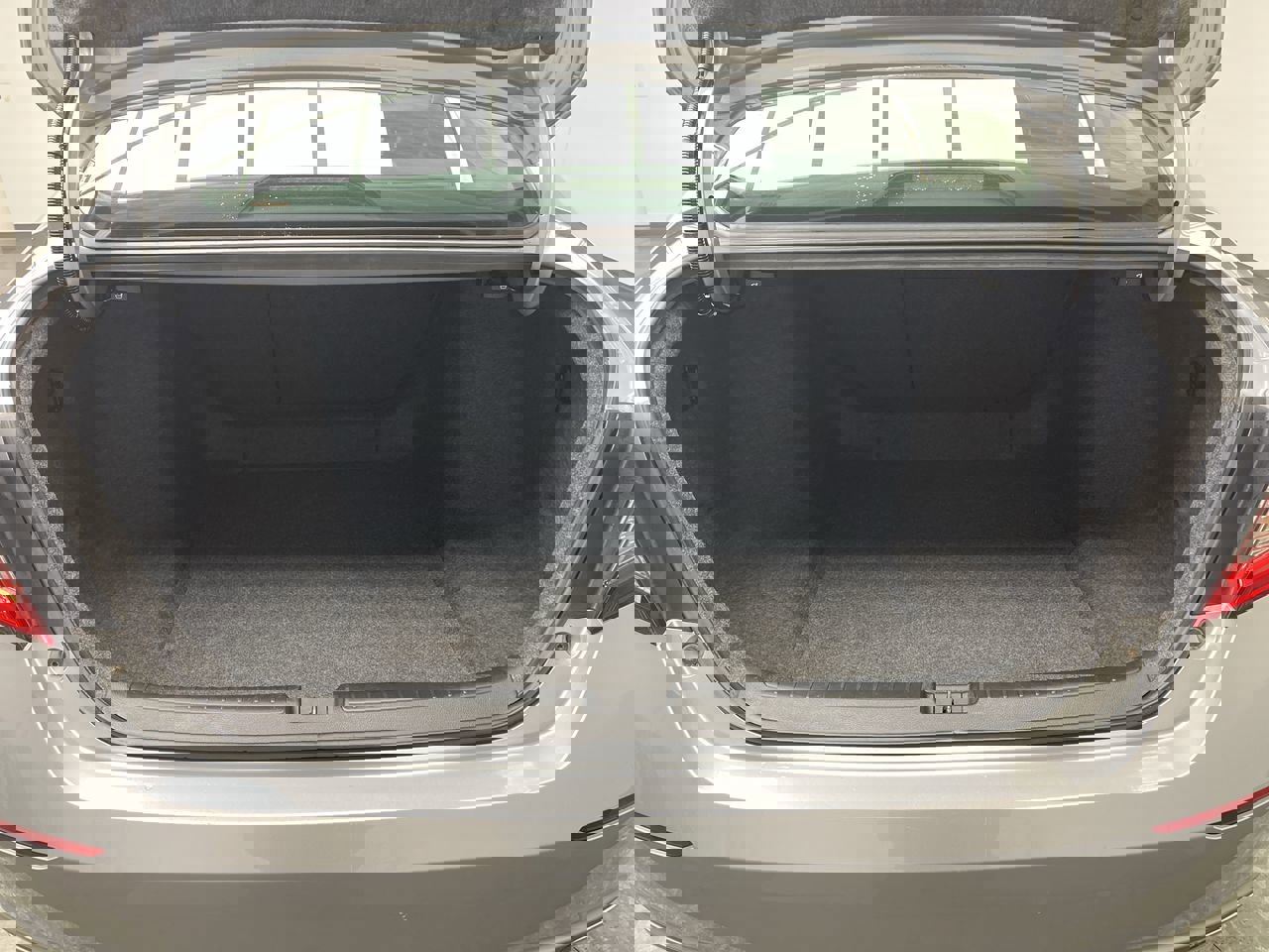 Used 2018 Honda Accord EX-L image 27