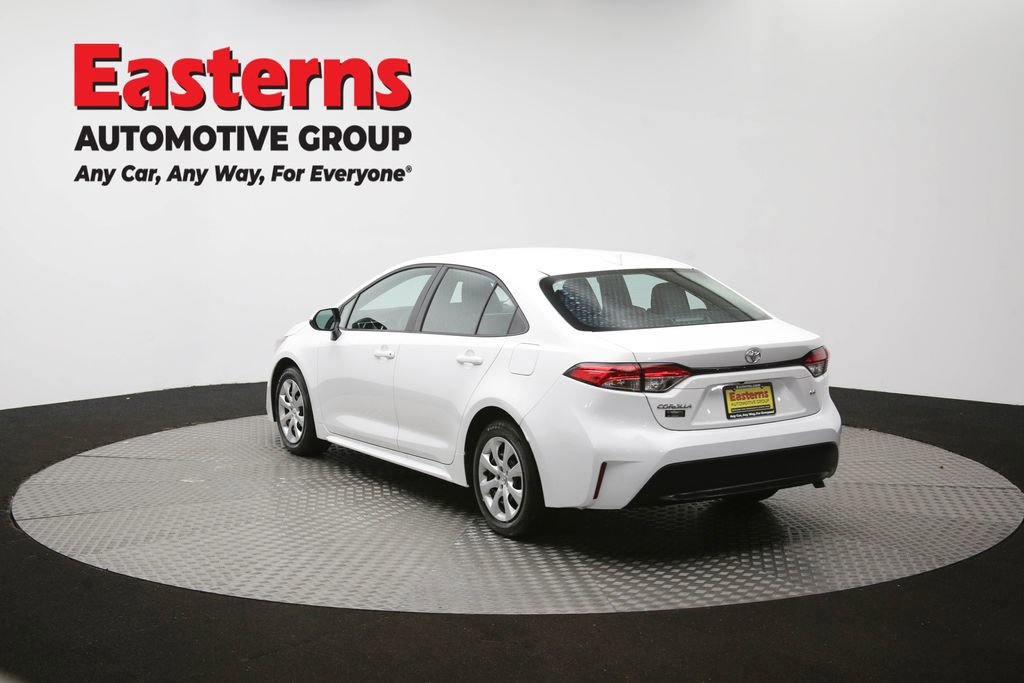 Used 2025 Toyota Corolla LE image 64
