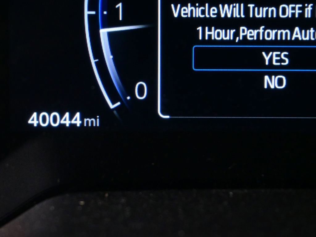 Used 2023 Toyota Corolla Cross XLE w/ Convenience Package image 9