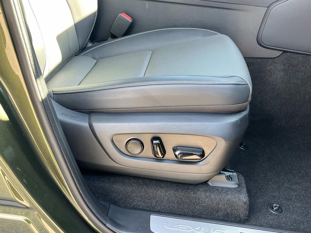 Used 2024 Lexus GX 550 550 Premium image 30