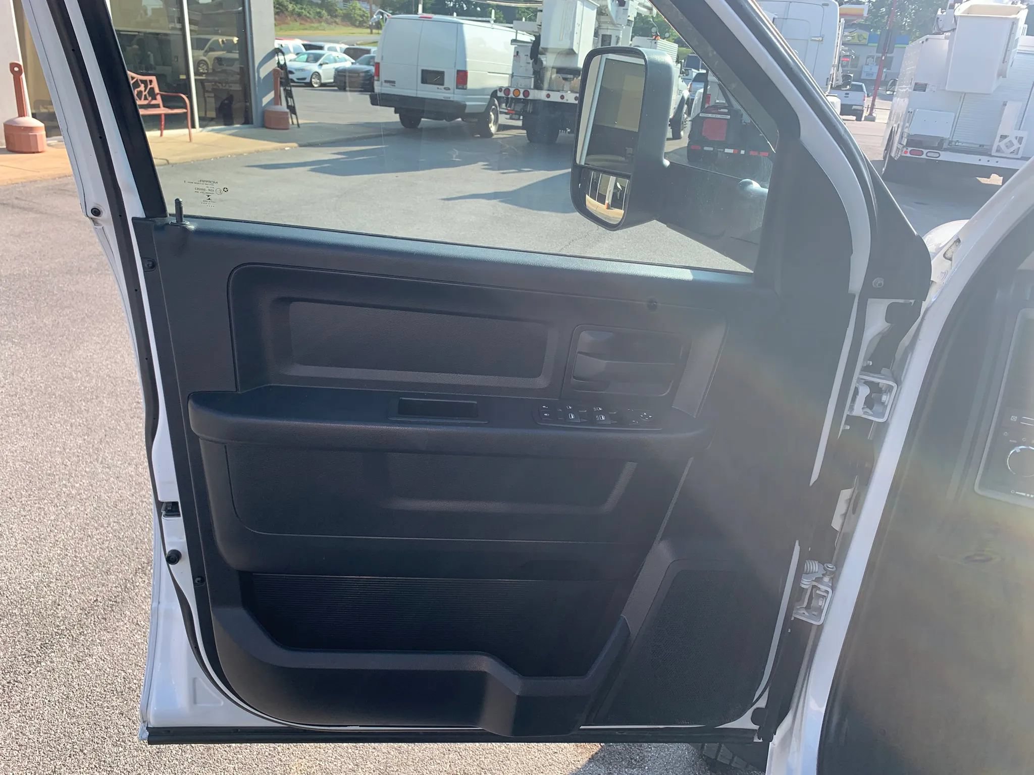 Used 2016 RAM 4500 Tradesman w/ Max Tow Package AWD/4WD image 8