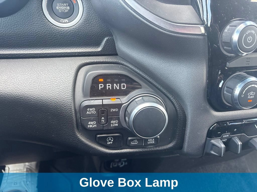 Used 2025 RAM 1500 Big Horn AWD/4WD image 40