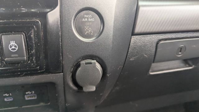 Used 2022 Nissan Titan PRO-4X w/ Pro-4x Convenience Package image 41
