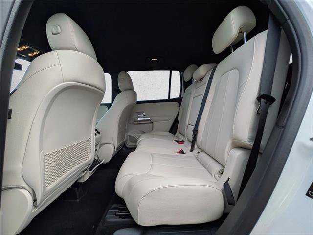 Certified 2025 Mercedes-Benz GLB 250 image 17