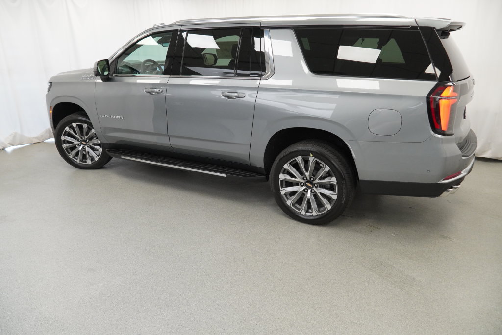 New 2026 Chevrolet Suburban High Country w/ Sun And Tow Package AWD/4WD image 40