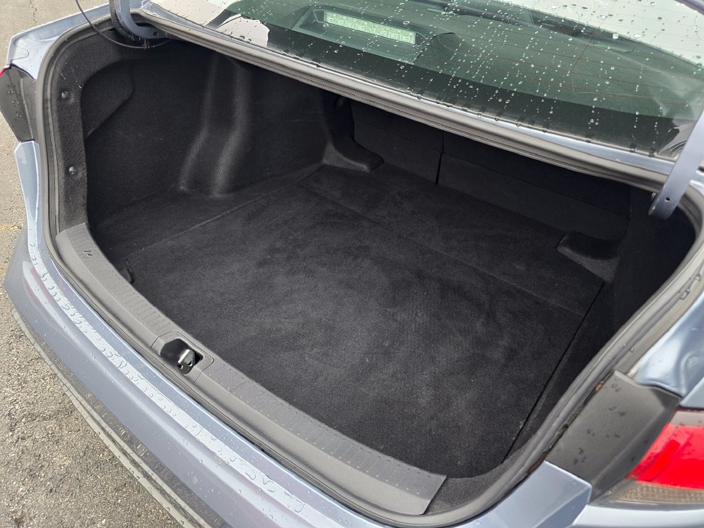 Used 2022 Toyota Corolla XSE FWD image 18