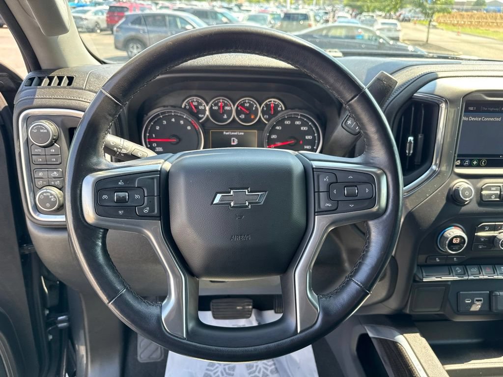 Used 2022 Chevrolet Silverado 1500 LT Trail Boss w/ Bed Protection Package AWD/4WD image 15