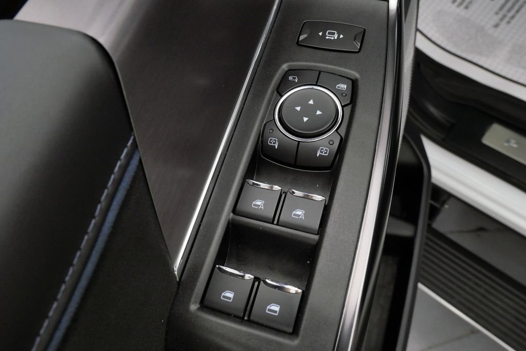 Used 2026 Ford F250 Platinum AWD/4WD image 14