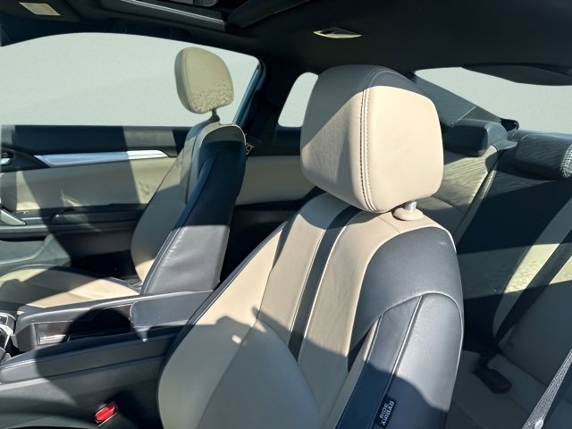 Used 2018 Honda Civic EX-L image 11