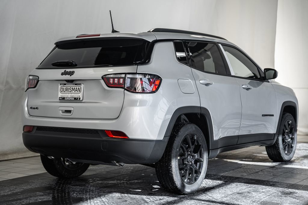 New 2026 Jeep Compass Latitude image 4