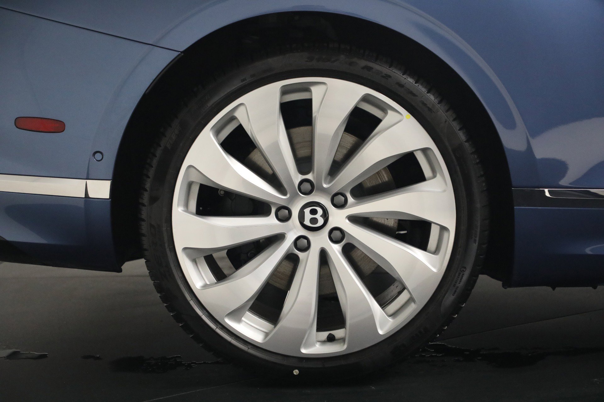 New 2026 Bentley Continental GTC AWD/4WD image 24