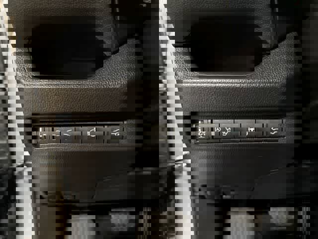 Used 2025 Toyota RAV4 XLE w/ Convenience Package image 56