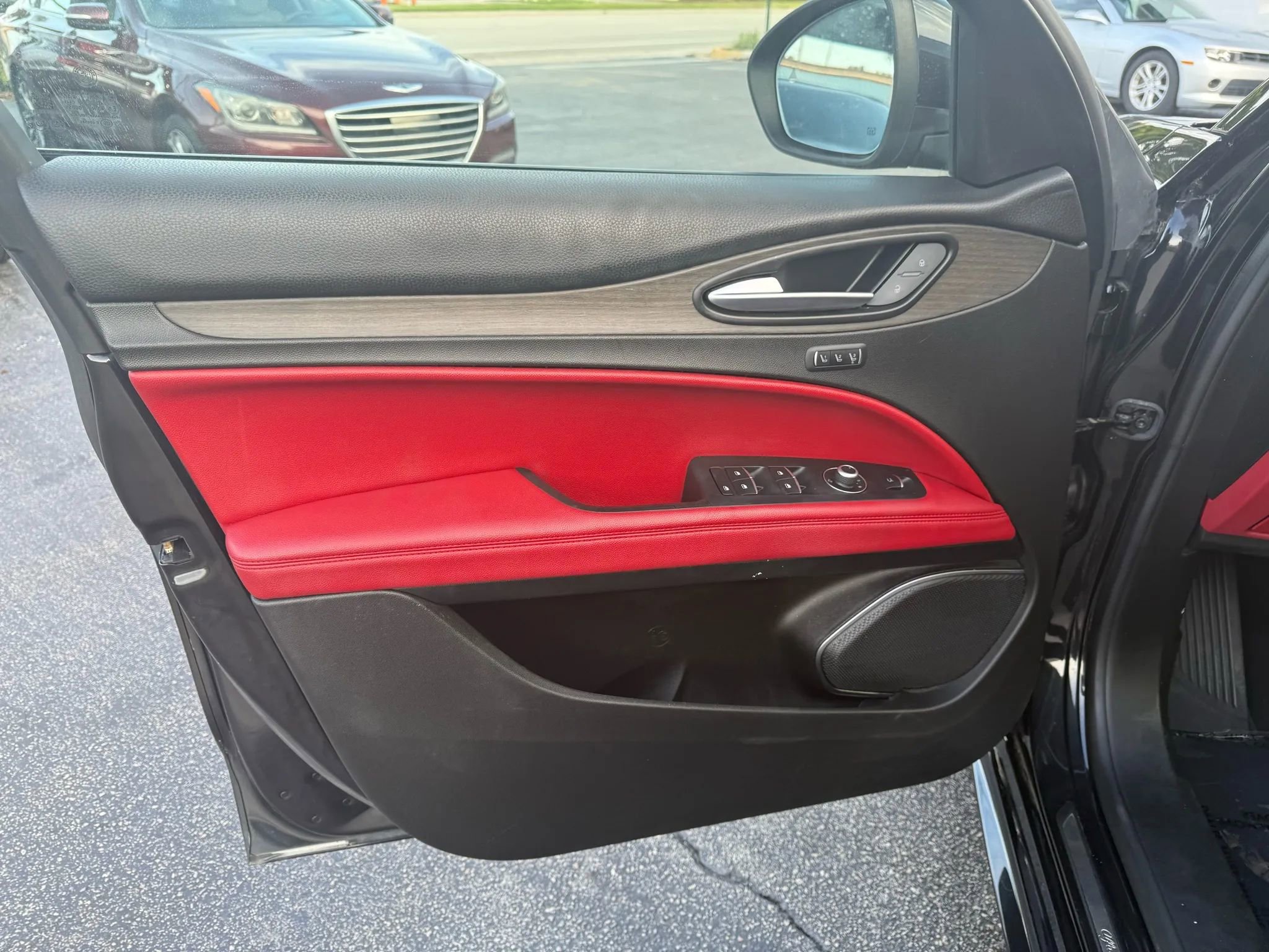 Used 2021 Alfa Romeo Stelvio Ti w/ Active Assist 2 Package TI image 13