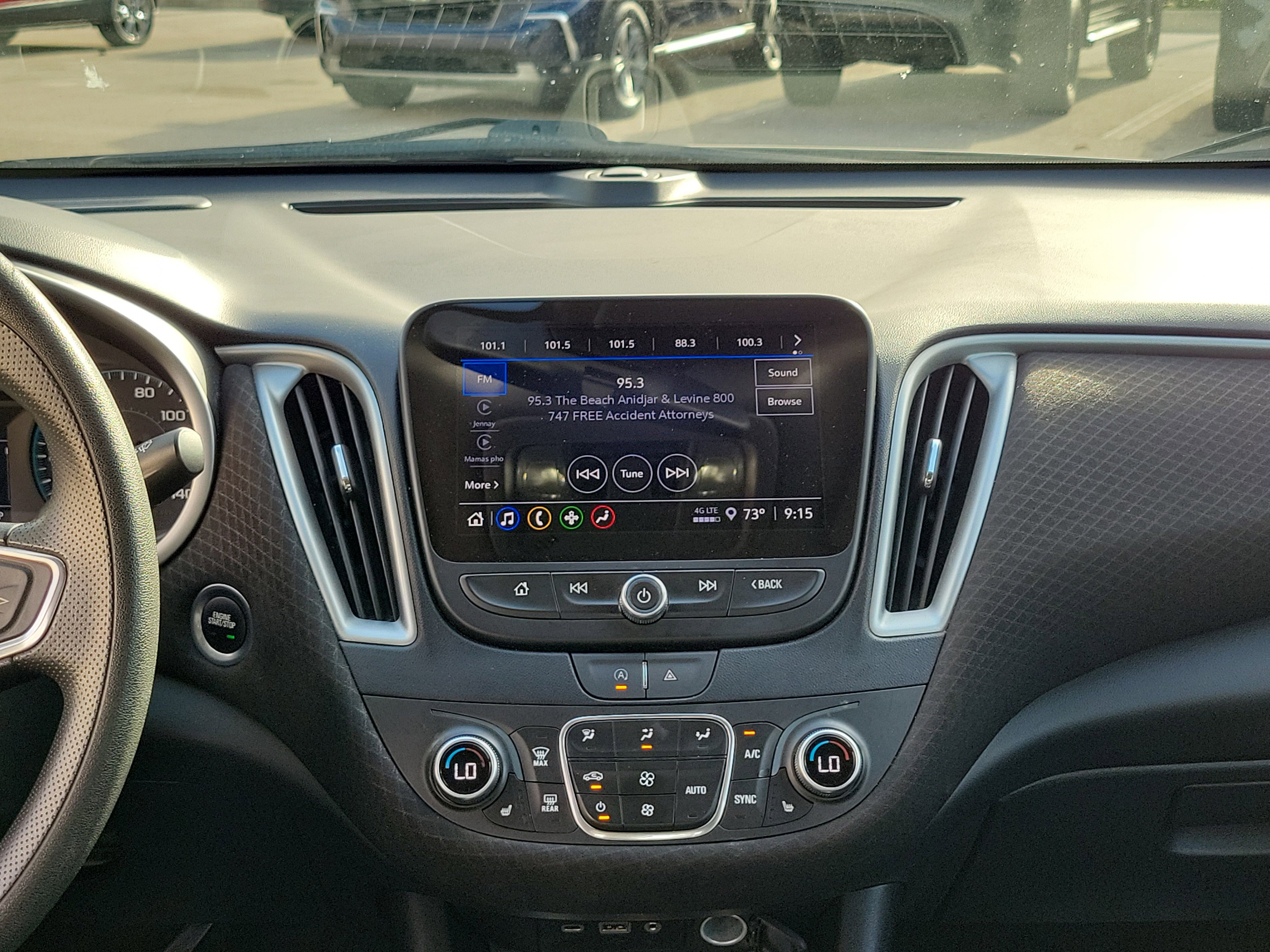 Used 2023 Chevrolet Malibu LT FWD image 19