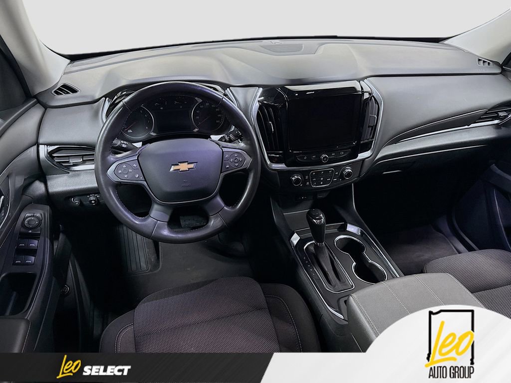 Used 2020 Chevrolet Traverse LT w/ Driver Confidence II Package AWD/4WD image 21